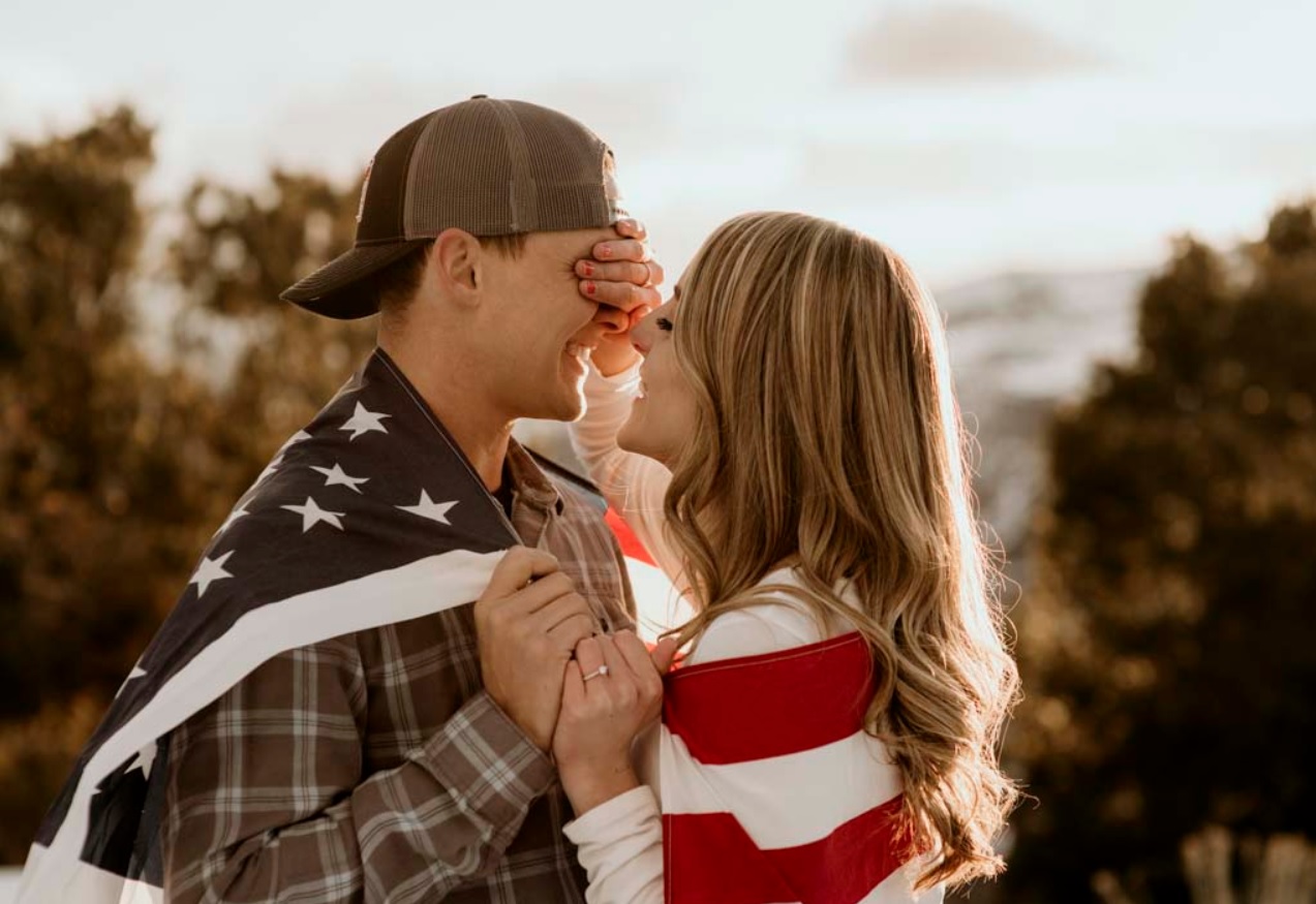 Verlovingsshoot met Amerikaanse vlag